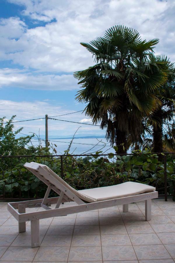 Guest House Ivo Lovran Bagian luar foto
